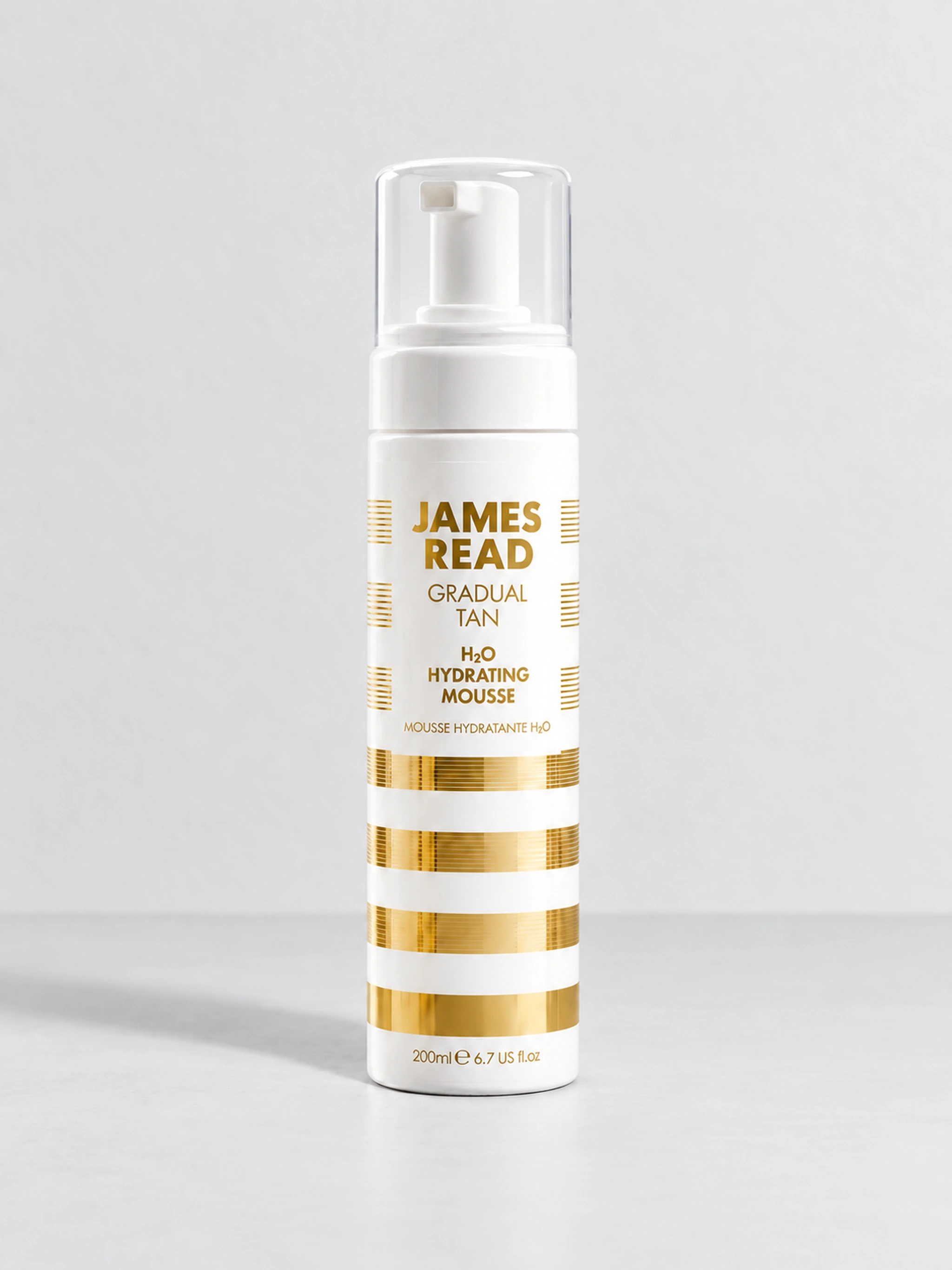 James Read Gradual Tan H2O Hydrating Mousse с золотой маркировкой